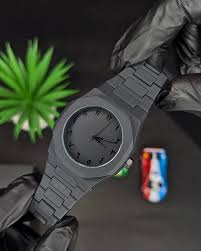 Aura watch
